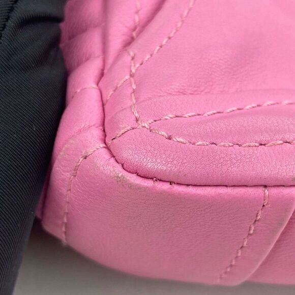 Moschino Women Pre-Loved Bag Very Good Condition - Picture 8 of 9